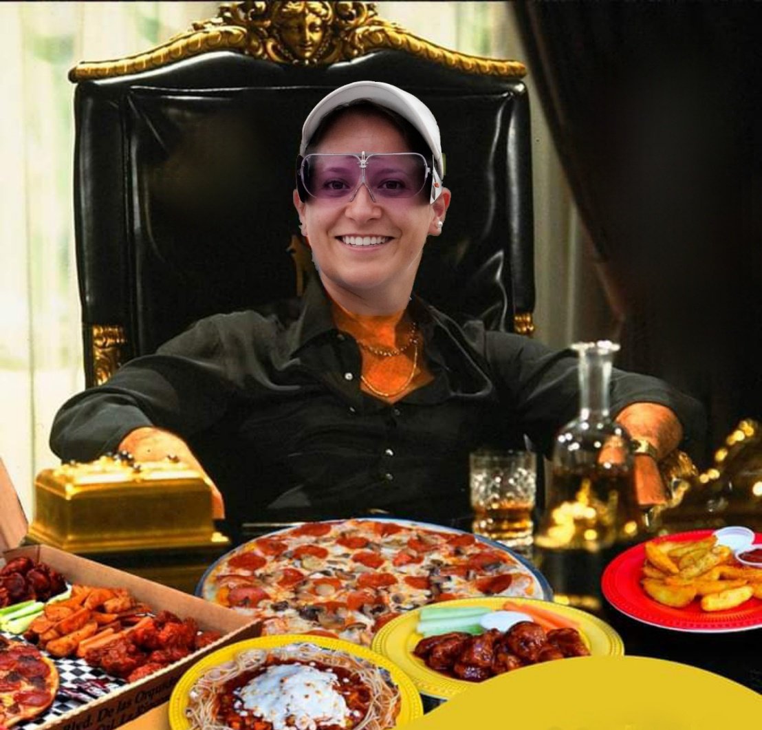 Yosh_G's tweet image. Adriana Ruano cuando llegue a su casa y comience a recibir toda la comida que le están regalando