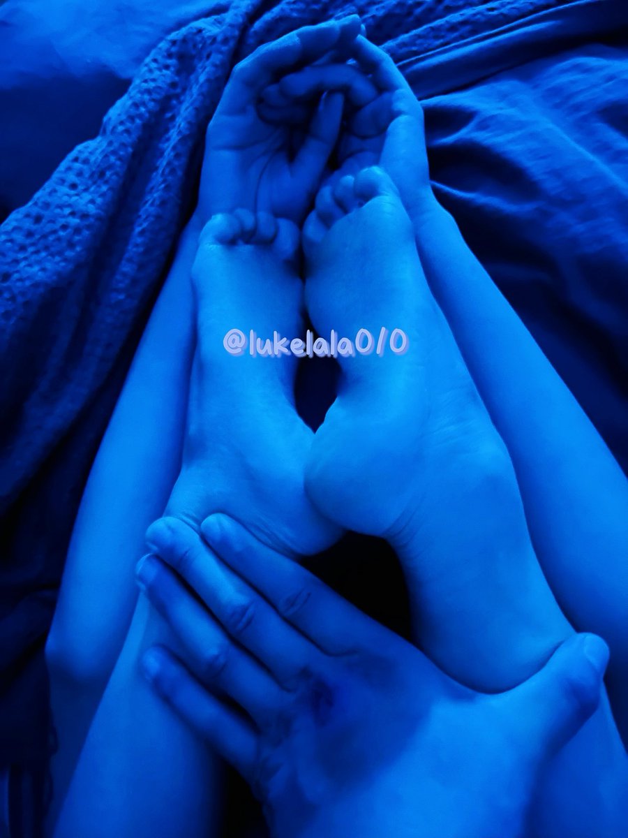 这不是简单的纵欲  在百无聊赖的生活中 
享受着我们的探索与旅程