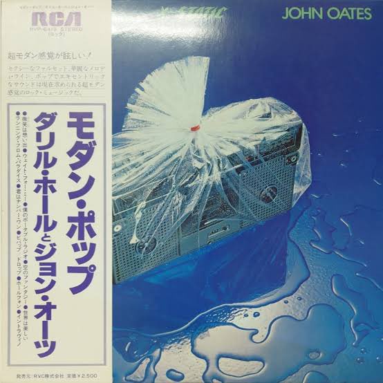 K810Z's tweet photo. 【私を形成した102曲目】 
猛暑に涼やかなサウンドが聴きたいのでこの曲を。
リクエストしてラジオでかけてもらったことあります。その時のDJの方が、俺もホール&amp;オーツの中で一番好きなんだよねと言ってました。

#DarylHallAndJohnOates #WaitForMe #DavidFoster #XStatic

https://t.co/Sp80WpOqjH https://t.co/vYMmFLdTRh