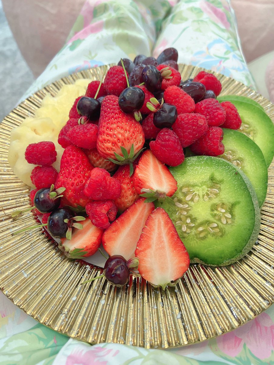 I have been eating fruit every day for more than ten years 🍒🍓🍓