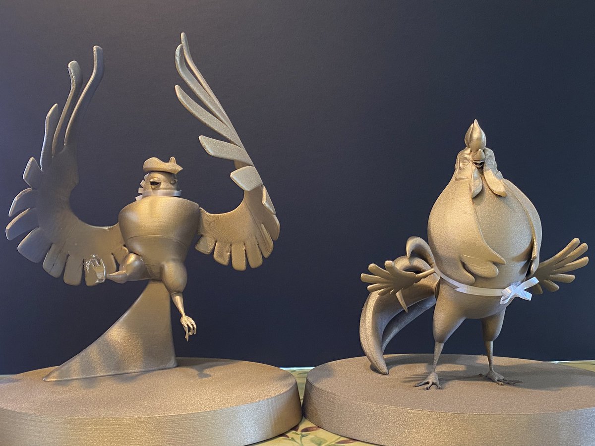Anniversary gift for my parents
🕊️❤️🐓

They liked them so I’m very happy 🎉

#sculpture #3Dprint #dove #rooster #bird #design