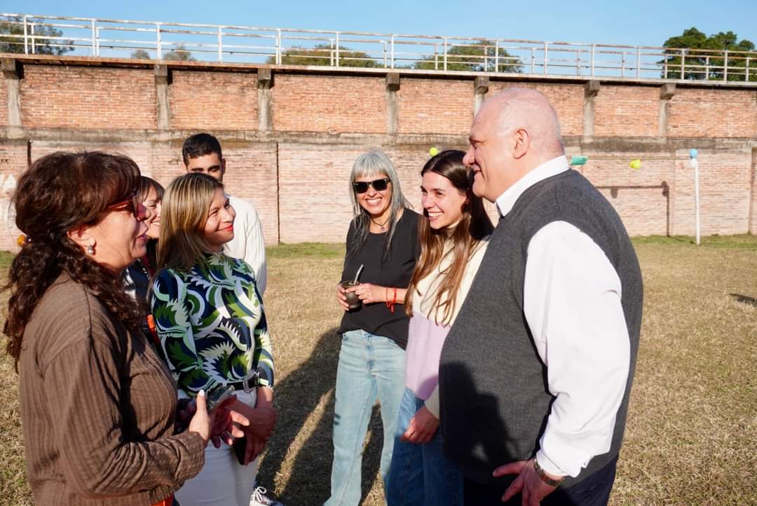 MDSTuc's tweet photo. El Encuentro de Hermanos fortalece los lazos familiares de niños y adolescentes que acompaña Desarrollo Social

Lee la nota completa en 👉  :
https://t.co/0rN0Wmconj https://t.co/5JIlJFqAJg
