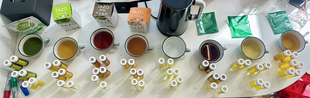 PlasticList tweet media