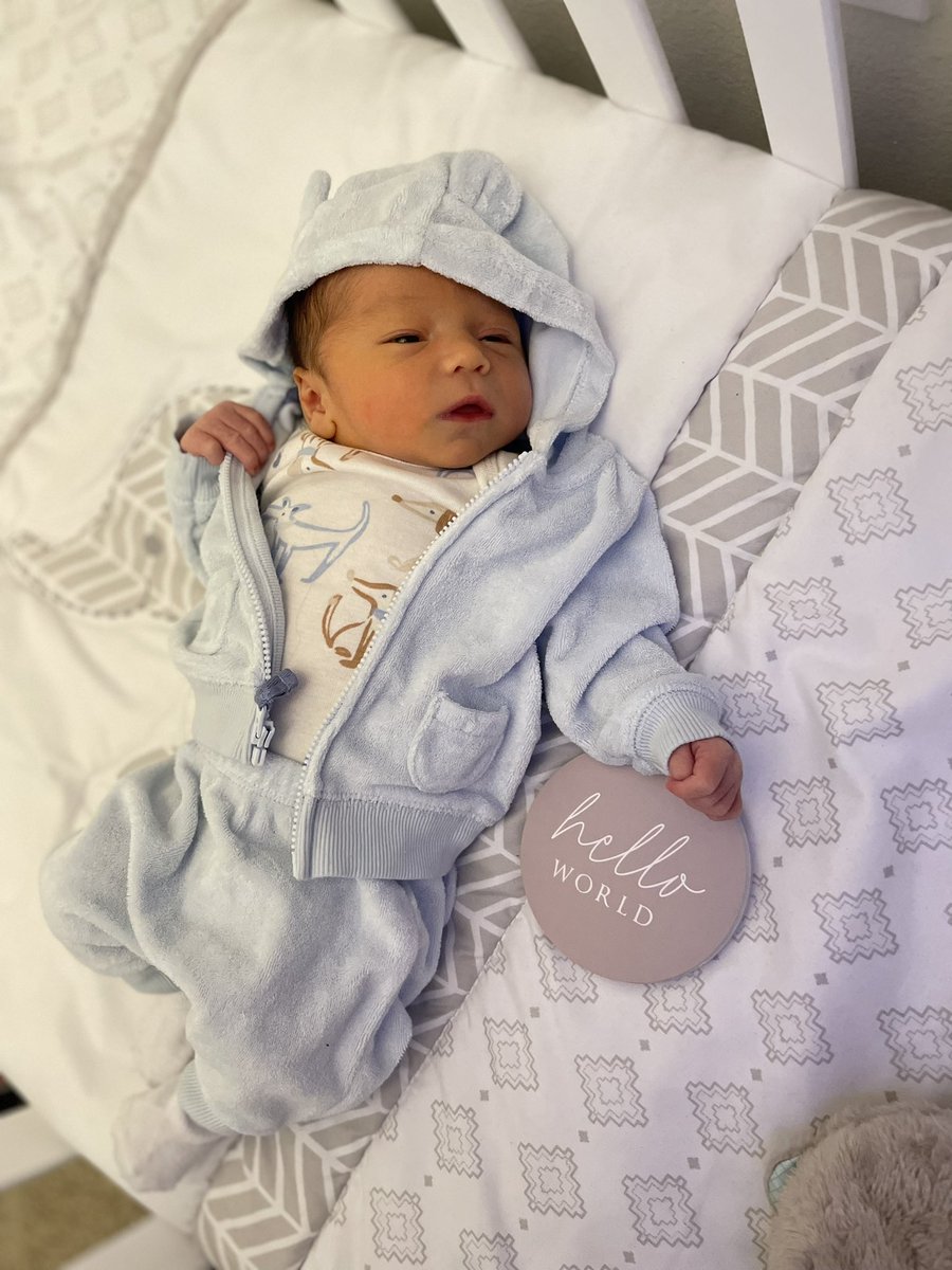 ox_dess_'s tweet photo. My little guy is here now 🫶🩵 https://t.co/MLuKZsmLnm