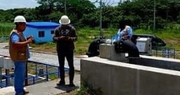 EN PRUEBAS SANEAMIENTO EN NANDAIME

#ENACAL
#Nicaragua

facebook.com/share/p/ieLTkL…