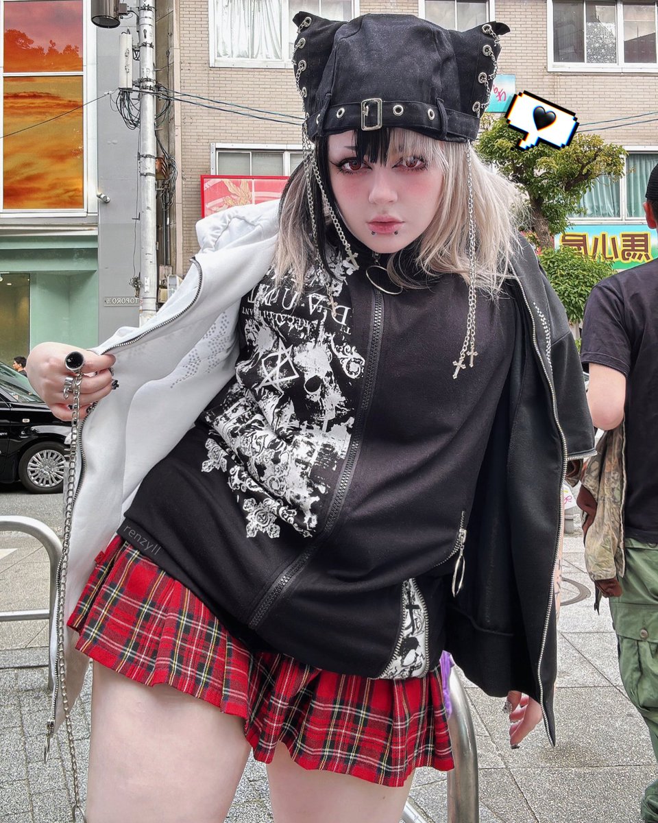 r3nnibal's tweet photo. I want to go back to Osaka,,

大阪に戻りたい https://t.co/CqC4l7NIXQ
