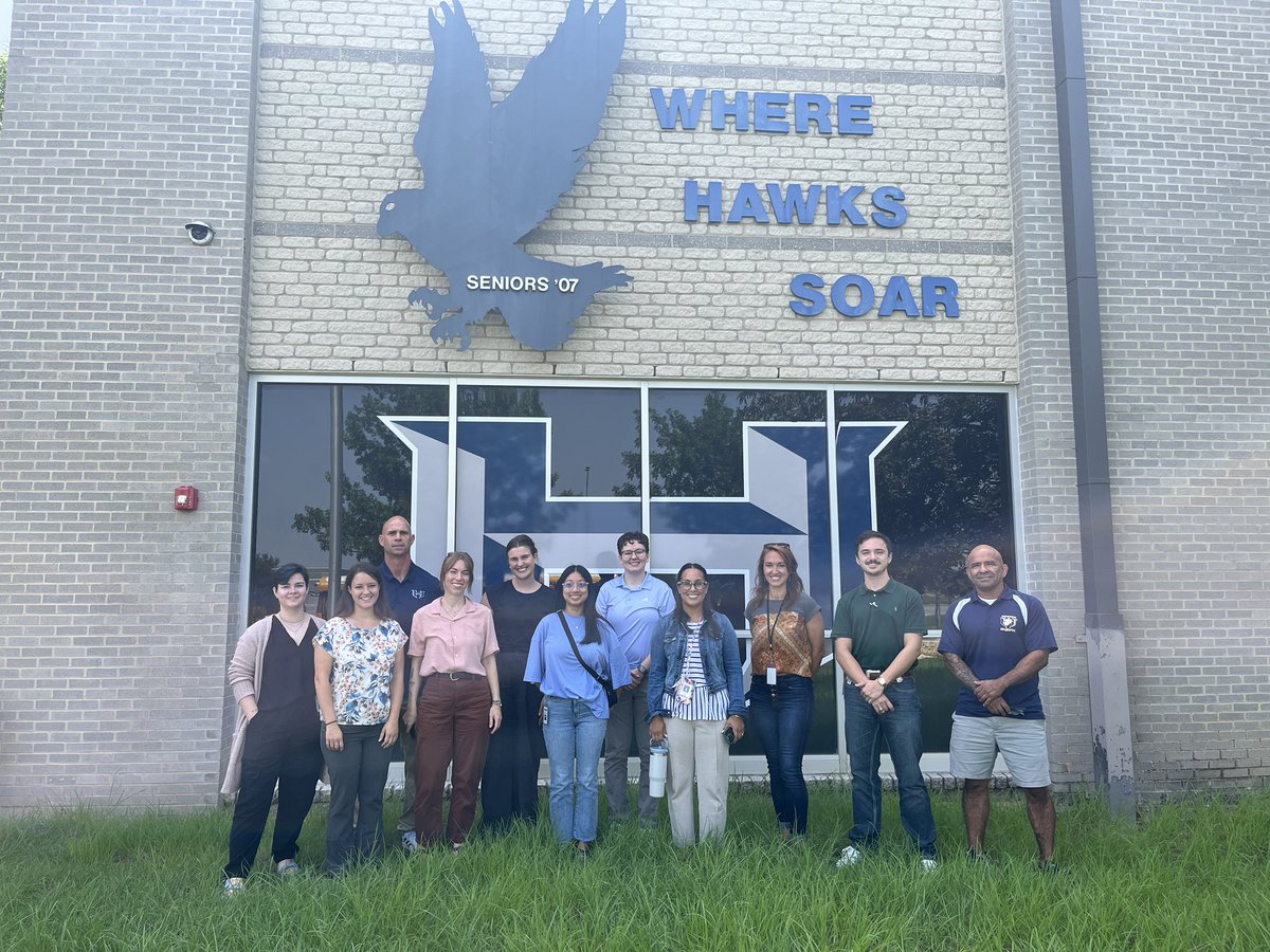 HawkNationHHS's tweet photo. It was great to work with all of the new teachers today. We have some fine additions to Hawk Nation! @pfisd #HHSNextLevel https://t.co/kNBS6YU7rq