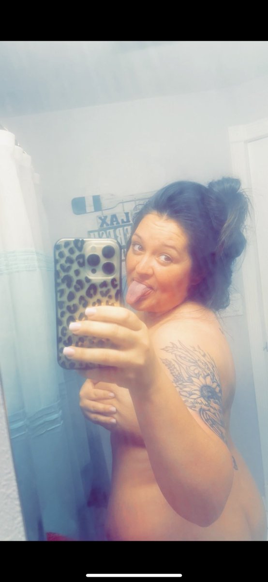 AshleaRhey's tweet photo. I need a back rub,a few shots of tequila, and some great sex…any takers 😏😘
#BBW #THICK #thickthighsprettyeyes #booty #handfull #bodypositivity #plussize #curvygirl #thickandcurvy #thickness #biggirlsdoitbetter #whatsthatmouthdo https://t.co/g0FlT1cOgI