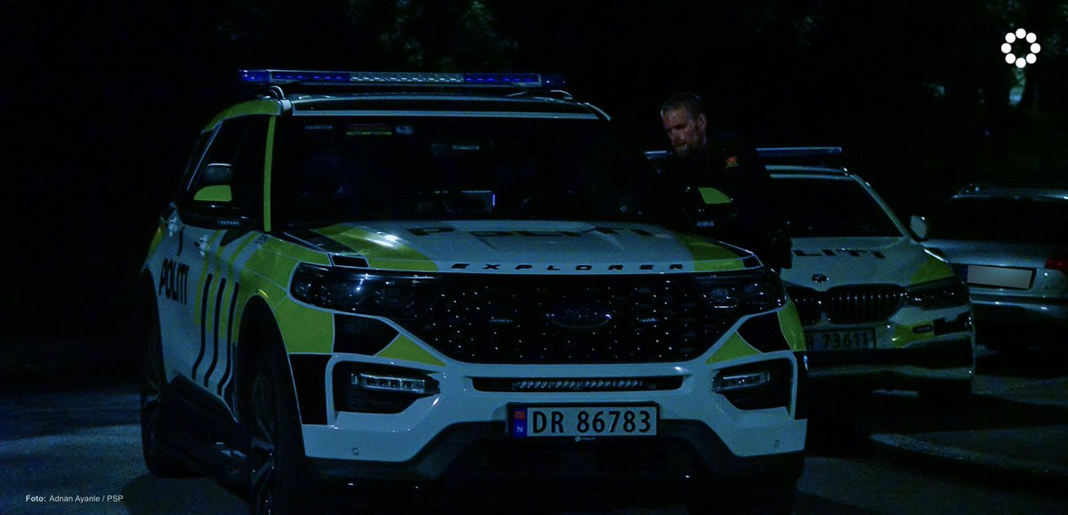 PSPresse's tweet photo. #Oslo Rykket ut til Nydalen med bevæpnede patruljer: - uavklart hva som har skjedd

Like etter midnatt rykket flere bevæpnede politipatruljer ut til en adresse ved Nydalen i Oslo etter en "alvorlig melding", opplyser politiet til PSP.

Aksjonen ble avsluttet litt før kl. 01, men det er fortsatt ukjent hva som har skjedd.