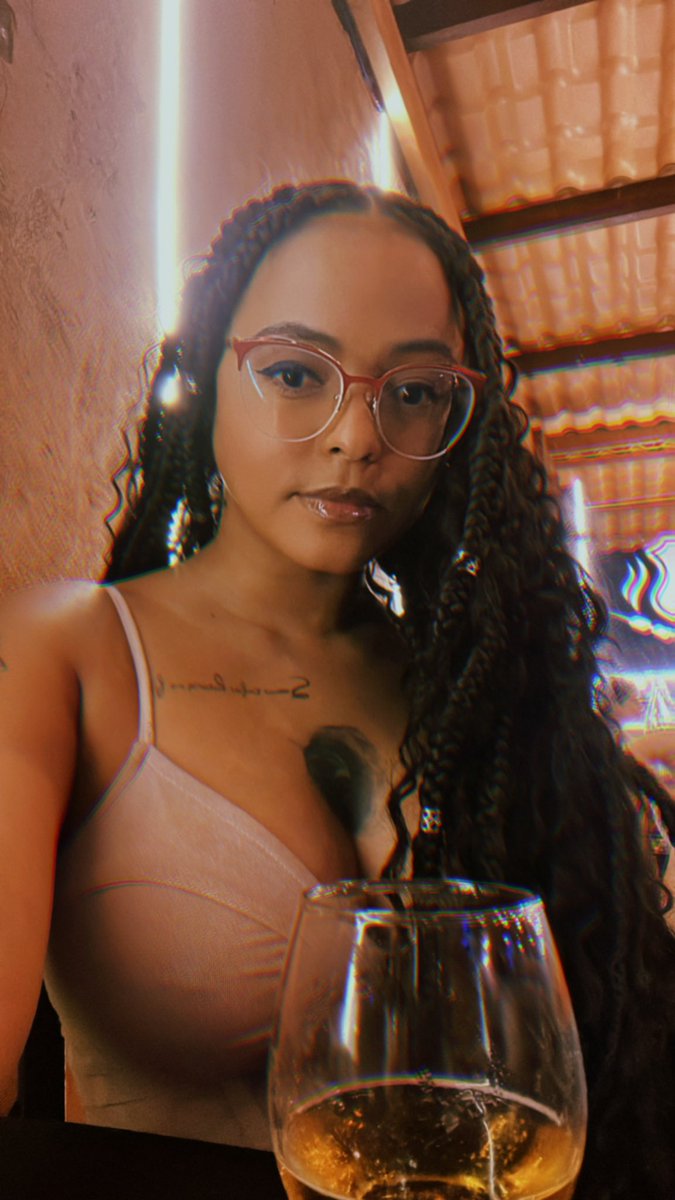 Bruna Santiago tweet media