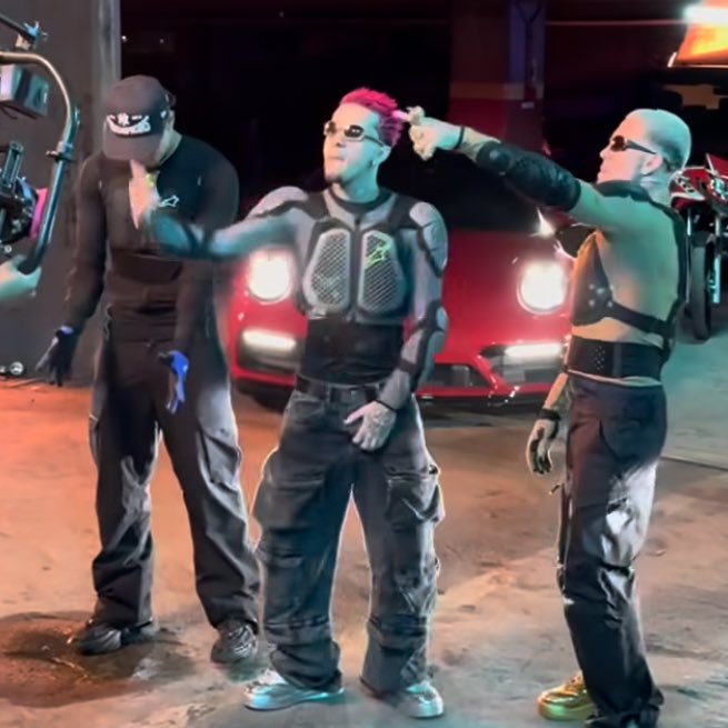noahcaipirinha's tweet photo. cjota sendo filho do sharkboy e da lavagirl https://t.co/kAKH4YugvO