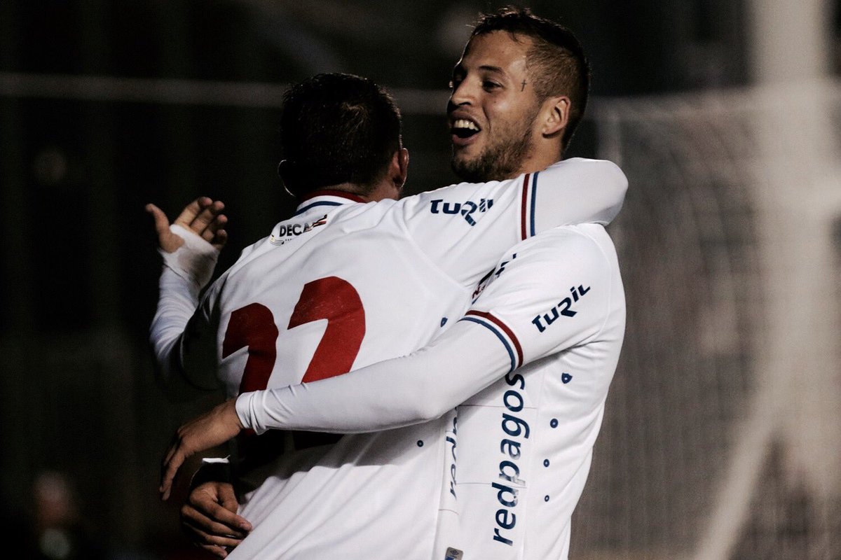 PasionTricolor1's tweet photo. #DienteANacional 🔵⚪️🔴

Dale @nicolopezof 🔥 https://t.co/uJlxWjMkJQ