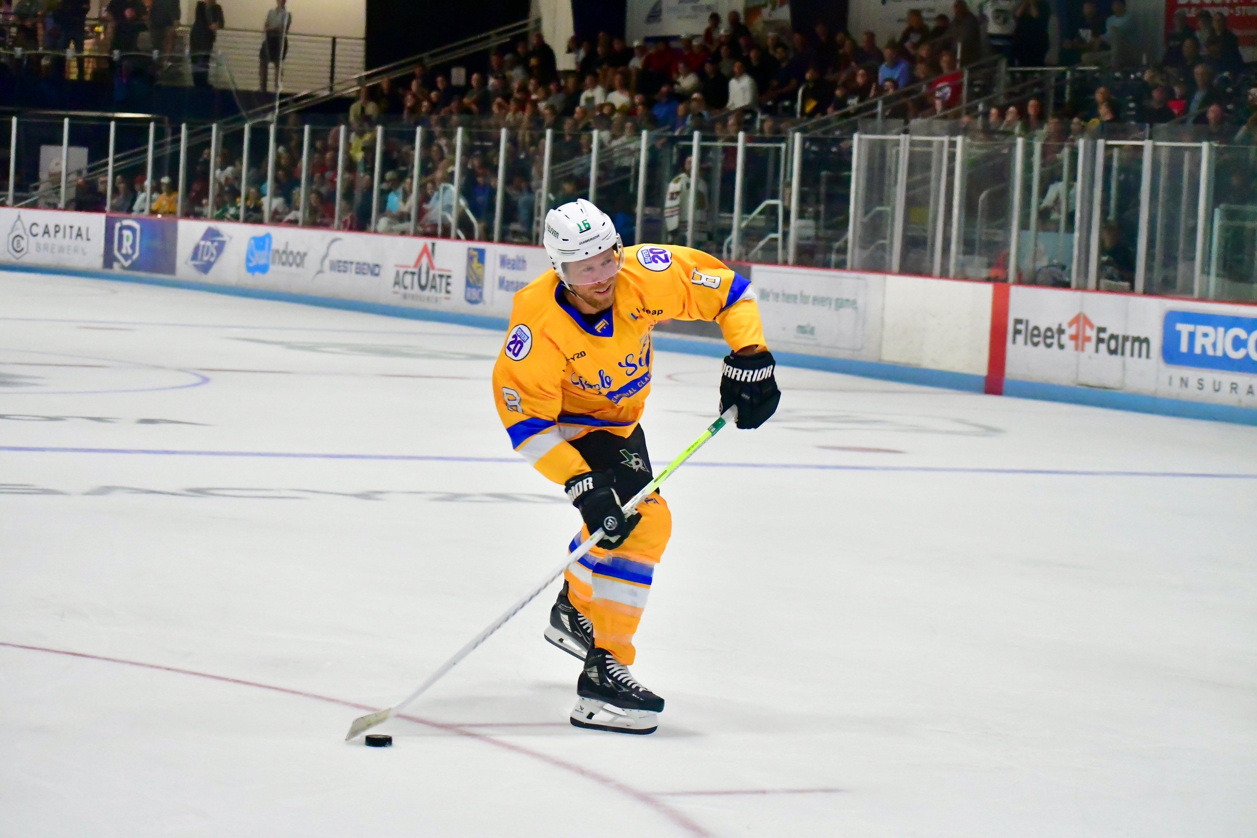 Bob Suter Memorial Foundation on X End of one. Team white took the first game. Two more coming here at Cap Ice. Still plenty of time to bid on the jerseys. https t v5jxTldhH1