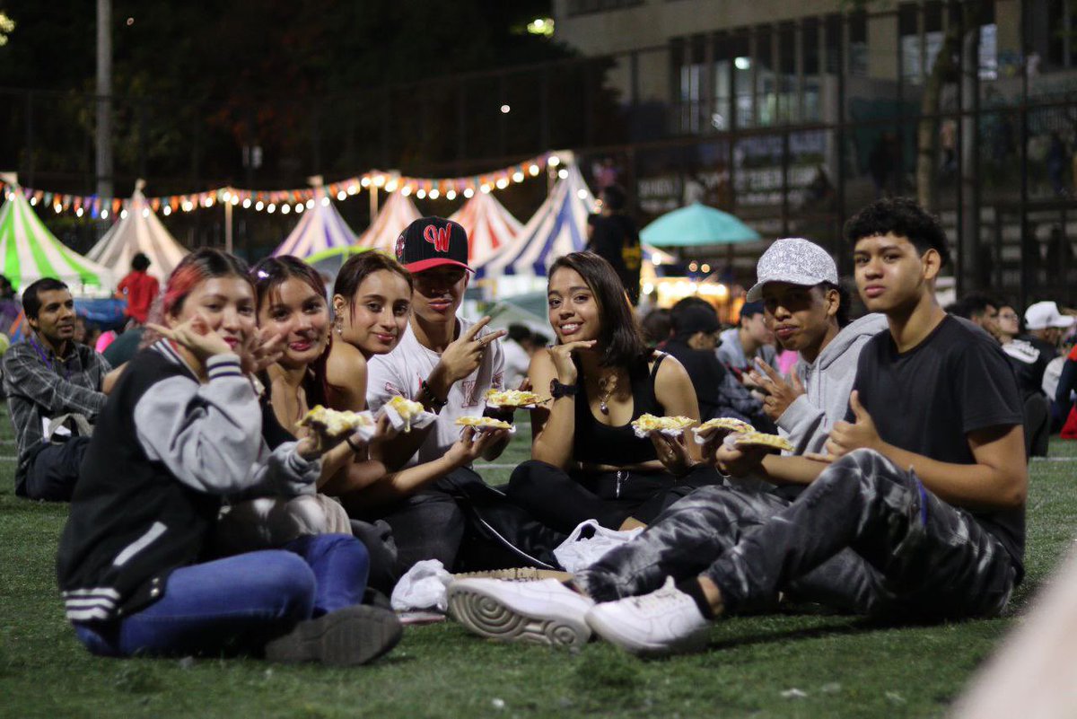 Fiesta del Libro tweet media