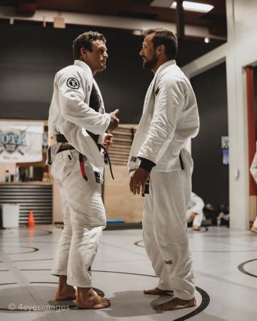 RepresentLTD's tweet photo. REPRESENT // TROISI 🥋
https://t.co/qIsdVORkdt
Follow: @troisijiujitsu
#represent
#jiujitsuislife
FEAR NONE // RESPECT ALL https://t.co/iF9lj6Oj5n