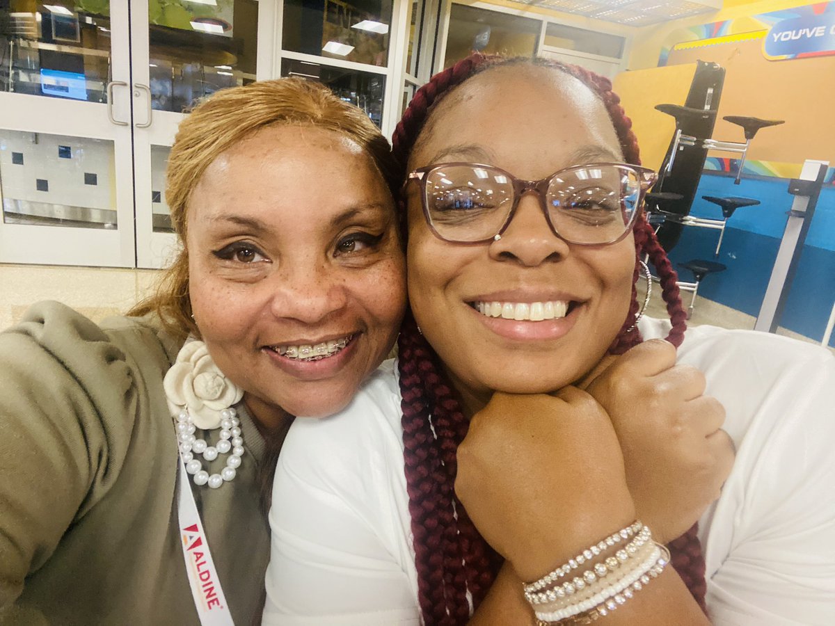 BrockNechole's tweet photo. It’s OFFICIAL!!!!! Thank you @ShotwellMS_AISD literally “some” of my BEST teaching experiences by far. God Blessed me with many lessons between those walls. NOW it’s time for new beginnings with my NEW family @Drew_AISD @MrJNickerson SUPER DUPER EXCITED ♥️♠️♠️@AldineISD #PDlove https://t.co/6o38pyumPr