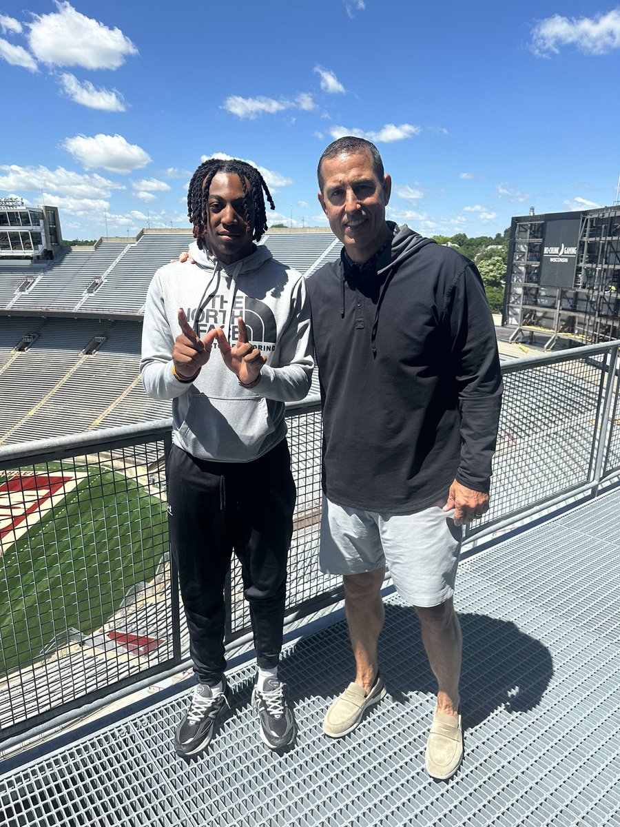 PRZVA Team Preview: Saint Michael The Archangel 
<a href="/NahshonZWilson/">Nahshon Z Wilson</a> @21Remy__ <a href="/jon_barnett3/">Jonathan Barnett</a> <a href="/DeionteJohnso13/">Deionte Johnson</a> <a href="/JoshuaJ2445/">Joshua Jackson</a> <a href="/TysonWoods23/">TYSON WOOD$</a> <a href="/PharezSanders7/">Pharez Sanders</a> <a href="/warriorfbsmhs/">Saint Michael Catholic Warrior Football</a> <a href="/marcusjr_07/">Marcus Ferguson Jr</a> <a href="/GoLions1934/">Cole Laing</a> <a href="/PRZPAvic/">VicCastilloPRZ</a> 
Read:
prepredzone.com/2024/07/przva-…