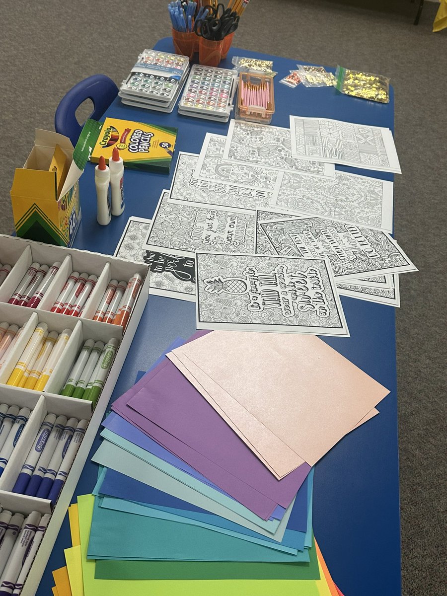 janetnatividad_'s tweet photo. Educating our families💡Advocating for students success✏️ Building community 🍎 and powerful outreach partnerships! Muchisimas gracias @GEMS_Middle parents and families for assisting our Title I Meeting 💛 #WednesdayWisdom #LifeLearners #AdultEducation #TitleIandMandalas 🧘🏻‍♀️ https://t.co/BheCKfQIrb