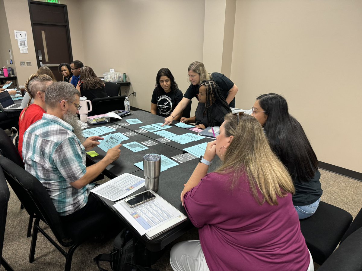 Melanie_Walton1's tweet image. What an amazing day with new #kleinmath educators! Looking forward to seeing you all this year in your classrooms building a love of math and learning.