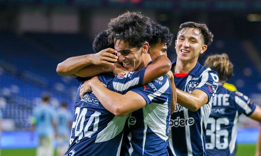 ¡Rayados sub-19 saca la casta por la institución! 

Ganan la semifinal a la Lazzio U-19 y avanzan a la Gran Final de la Copa Monterrey 2024 donde se enfrentarán a su similar de Real Betis este viernes, 8:30 pm en el Estadio Monterrey.