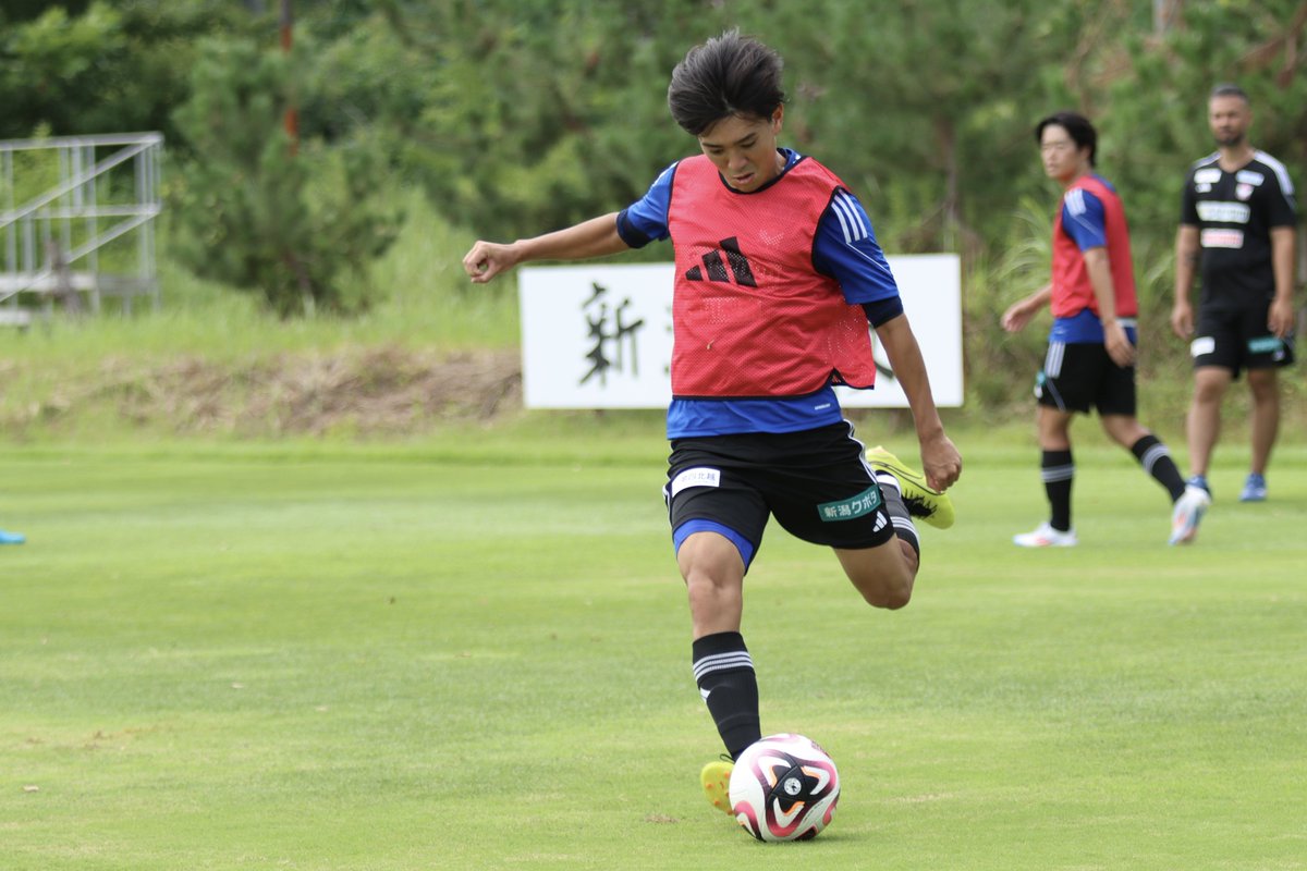 本日のトレーニングから #橋本健人 選手が合流🏃‍♂️ キラキラ笑顔が