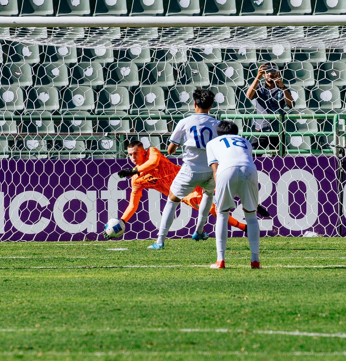Four CONCACAF sides have qualified for the 2025 U-20 World Cup:

🇺🇸 USA (17th appearance)
🇵🇦 Panama (7th appearance)
🇲🇽 Mexico (17th appearance)
🇨🇺 Cuba (2nd appearance)