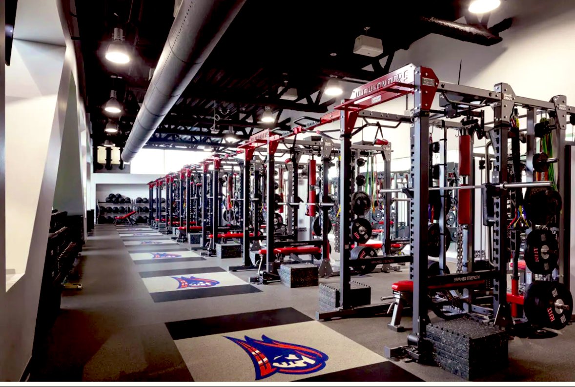 AnthonyJDeleo's tweet image. Big day tomorrow! August 1st means @NJTechBaseball can interact with the 2026 class of student athletes that want to call this home! 

#2 Public School in the USA paired with elite facilities and world class technology. Come to Brick City! #RollTech 🧱⚾️⚔️