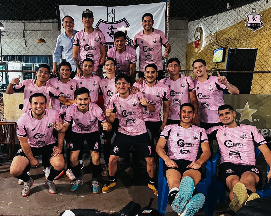 DISTINTOS FC tweet media
