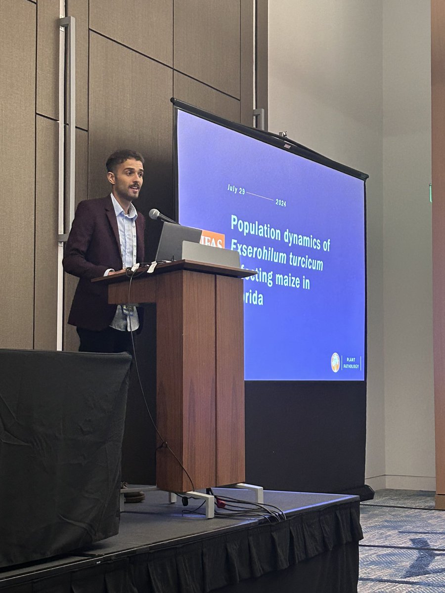 vitoramoura2's tweet photo. I just wrapped up the #PlantHealth2024 meeting in Memphis, Tennessee. Firstly, I would like to thank the #APSFoundation for selecting me for a Travel Award and for the opportunity to give an Oral presentation about my research on the population genetics of NCLB pathogen in FL. https://t.co/hIeDhIh19C
