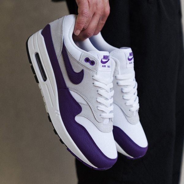 JustFreshKicks's tweet photo. Nike Air Max 1 SC 'Field Purple' on sale for $82 w/ code SPORT25 😈

Link -> https://t.co/FY3joEHDYX https://t.co/X7obXpiuBE