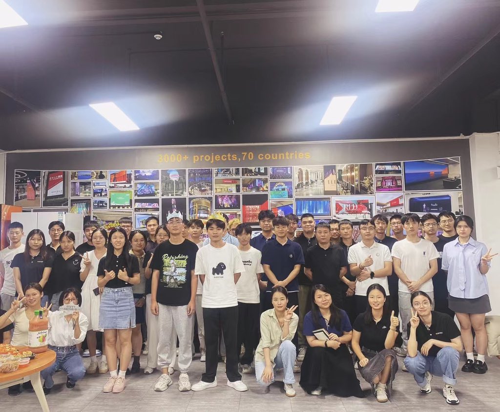 Yanny91025's tweet image. ◡̈⁺¹ Años y años de alegría.
WhatsApp:+86 17343764625
WhatsApp negocios: +86 15363673304
Página web:sostron.com
#videowall #indoorledscreen #finepitch #ledpanel #ledcabinet #ledscreen #sostronled #outdoorLED #LEDDisplays #ads #advertisement #media #SoStron