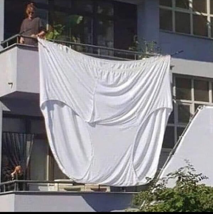 Laundry day at Mar-a-Lago! 😂