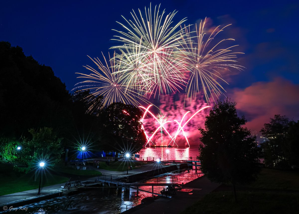 Fireworks season is officially underway in the Nation's Capital! #MyOttawa