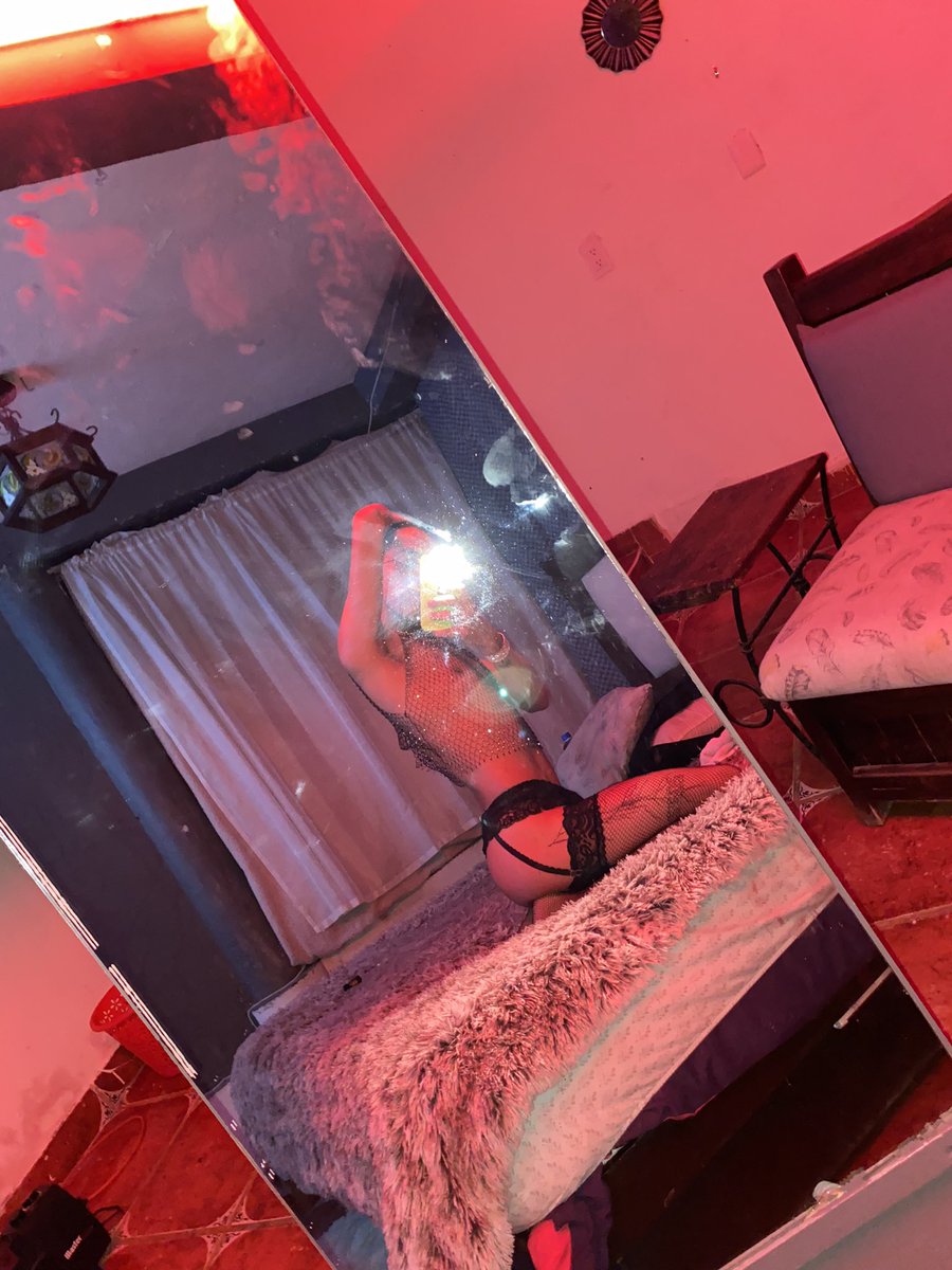 sexyflaquito tweet media