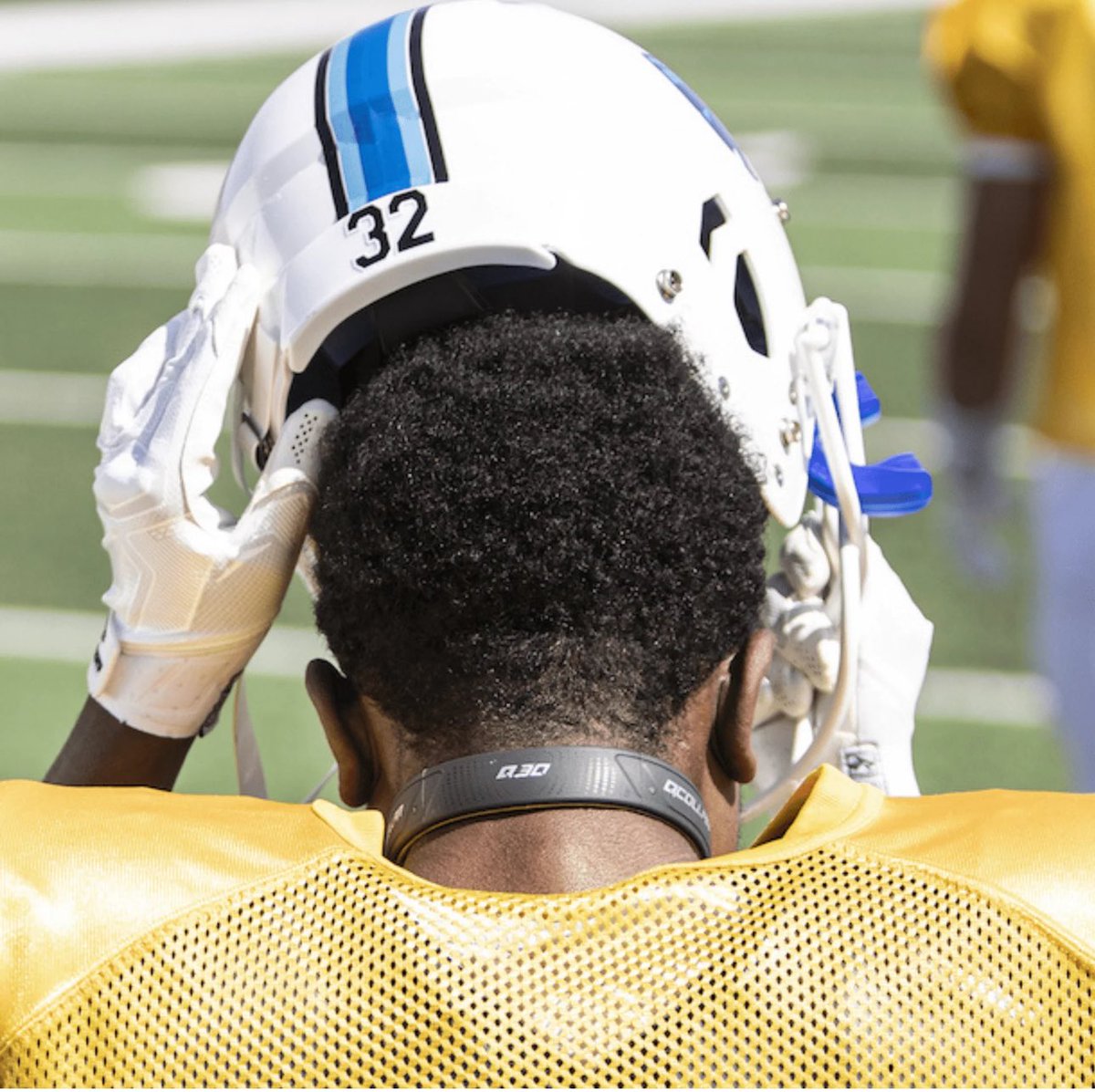 PremierAS_'s tweet image. Q-COLLAR 
1. Safe &amp;amp; Effective
2. Added layer of protection
3. FDA-cleared
4. Light &amp;amp; functional
5. Made in the USA

Interested? Check out our website. Link in bio!

#WinningSolution #QCollar #BrainProtection #ProtectTheBrain