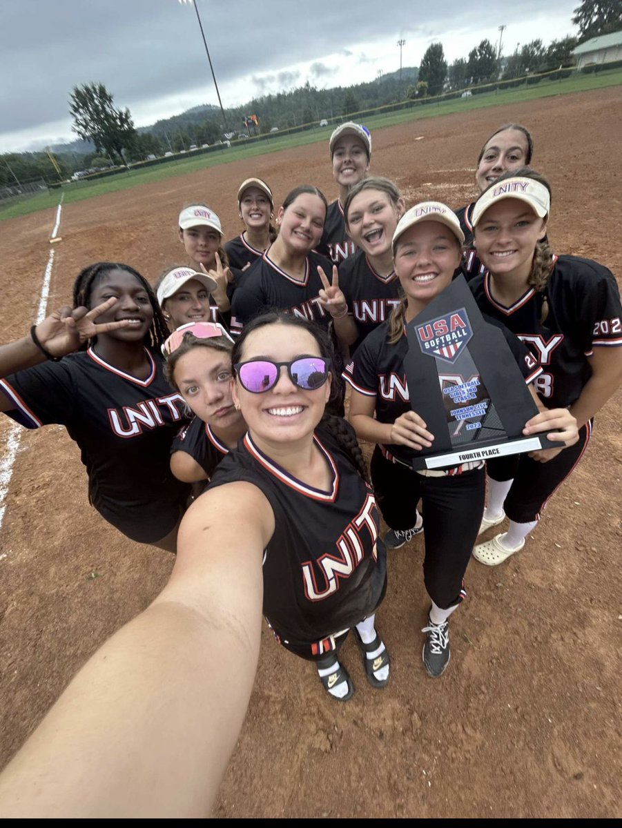Thank you @unity_2024_2025 for making my last 3 years of travel ball  amazing!! 10 years of 🥎 and lots of memories and friendships made along the way.. Excited for the next chapter #11 aka Sticks ✍🏽 out🧡💜<a href="/henricosports/">henricosports (from RVA Sports Network)</a> <a href="/VHSLSoftball/">VHSL Softball</a> <a href="/watchsportswire/">Sportswire | The Crew</a> <a href="/SoftballBsu/">Bowie State Softball</a>
