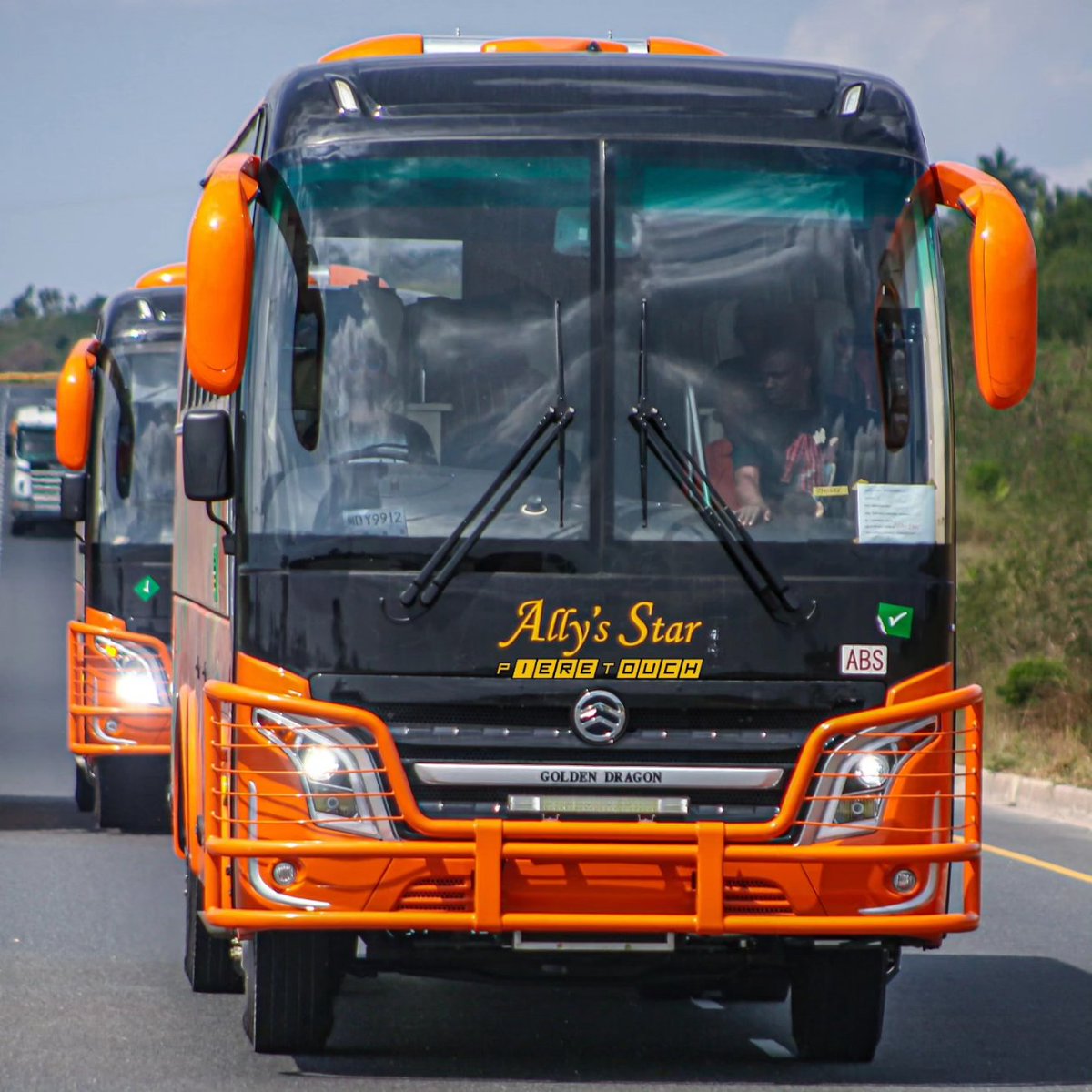LadiicOfficial's tweet photo. 𝗧𝗔𝗔 𝗞𝗔𝗠𝗔 𝗥𝗔𝗗𝗜🍊🍊....TUSUBIR SASA IRIZAR🇦🇪🇦🇪🇦🇪

MWANZA MPEWE NINOO???!!!!

KUMEKUCHOOO https://t.co/6gUZeWJXcX