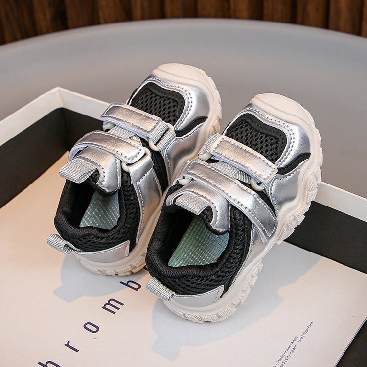 GlobalGoshoes's tweet photo. 🚂Children's sports shoes⛸️
🚛Large quantities in stock
❤️‍🔥Hot sale
📲WhatsApp: +86 13858689090
📲WeChat: superzxj123
If you are interested, please contact me🎉🎉. #supplier
#wholesale
#children's sports shoes
#new children's shoes#children's sports shoes https://t.co/icxUj2mEbi