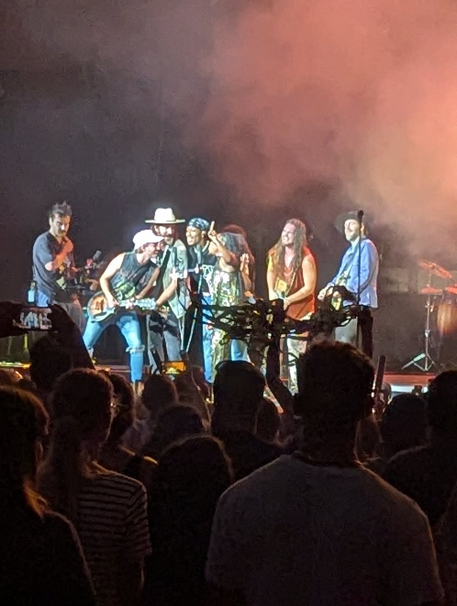 <a href="/We_The_Kingdom/">We The Kingdom</a> Good to see you guys at <a href="/KingdomBound/">Kingdom Bound</a> tonight..😃