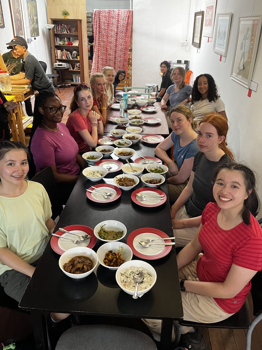 🌴🐢🦧 Borneo 2024 🦧🐢🌴

After learning about their diverse use of ingredients on offer, we then had the opportunity to put our culinary skills to the test!