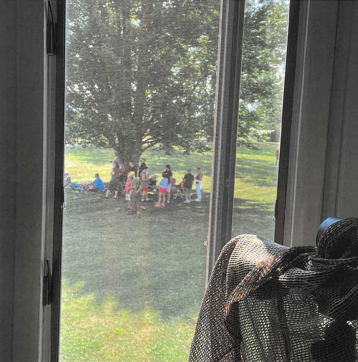 NotAlexSheppard's tweet image. INSIDE JOB 🚨

New footage appears to show a second shooter firing shots at President Trump from inside the building that Crooks was on top of.

The FBI and Secret Service are telling us not to believe our own eyes.

Republicans better look into this!