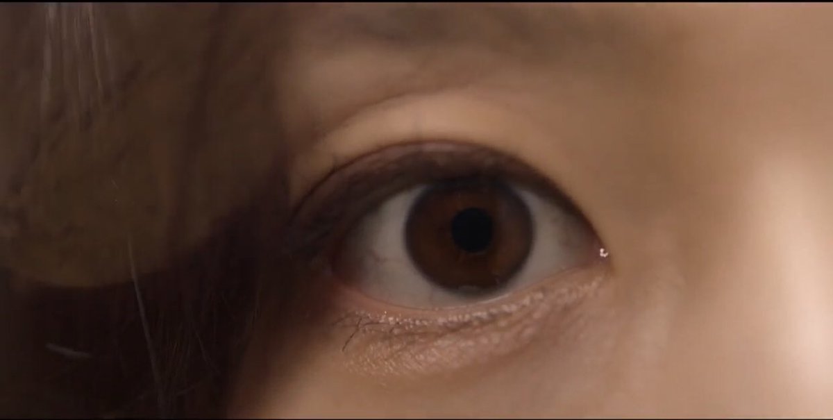 tetisste's tweet photo. Quem aprovou esse final devia ser demitido, tava tudo tão lindo aaaa

Ainda ficou esse final em aberto sem sentido nenhum 
 #KissSixthSenseEp12 https://t.co/6tKtKsvNR7