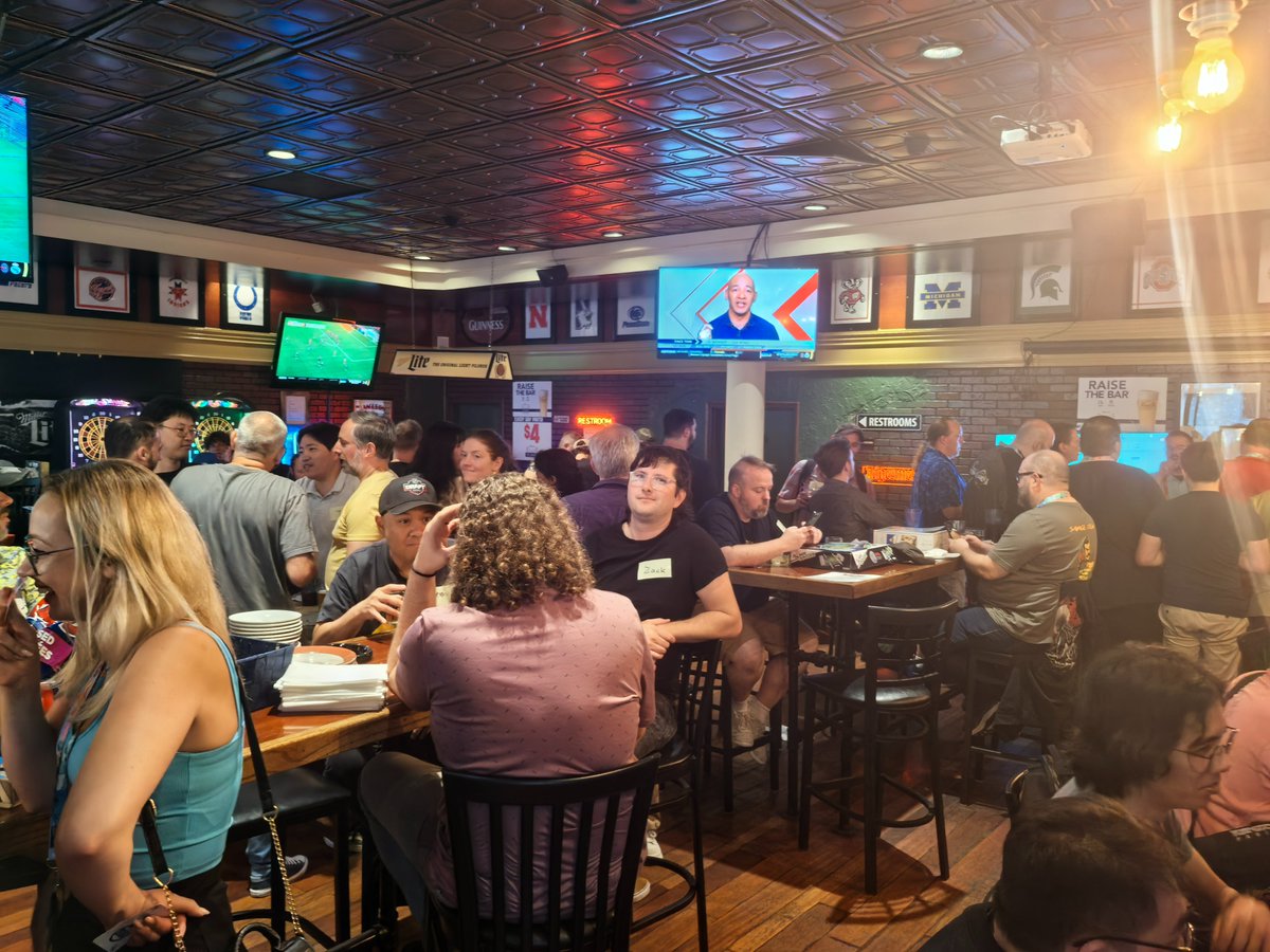 longpackgames's tweet photo. 🥳How was your LongPack-Gen Con Party night?
🫂Did you catch up with old friends or make some new ones?
#GenCon2024 #GenConIndy #GenConlongpack #longpack #boardgames #tabletopgames #manufacturing https://t.co/AXWK98zdvd