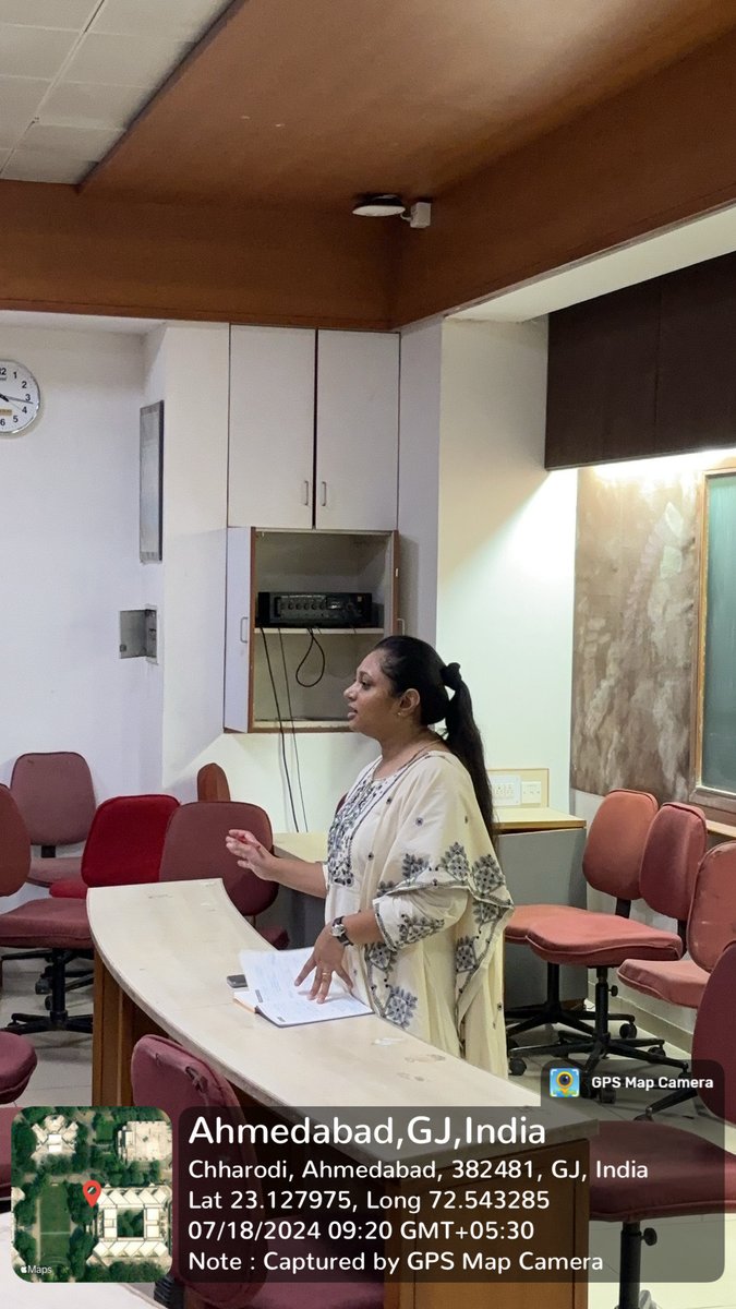 ch_itnu's tweet photo. Thanks to @LakinNaik (Deputy Lead, Control Room Operations, Cairn Oil and Gas) and Ms. Darshan Poshiya (Asst. Commisioner, State Tax, Class-I) for interacting with current students as a proud alumni. #orientation #alumnitalk @DrRajeshNPatel https://t.co/BRcUrVxfMk
