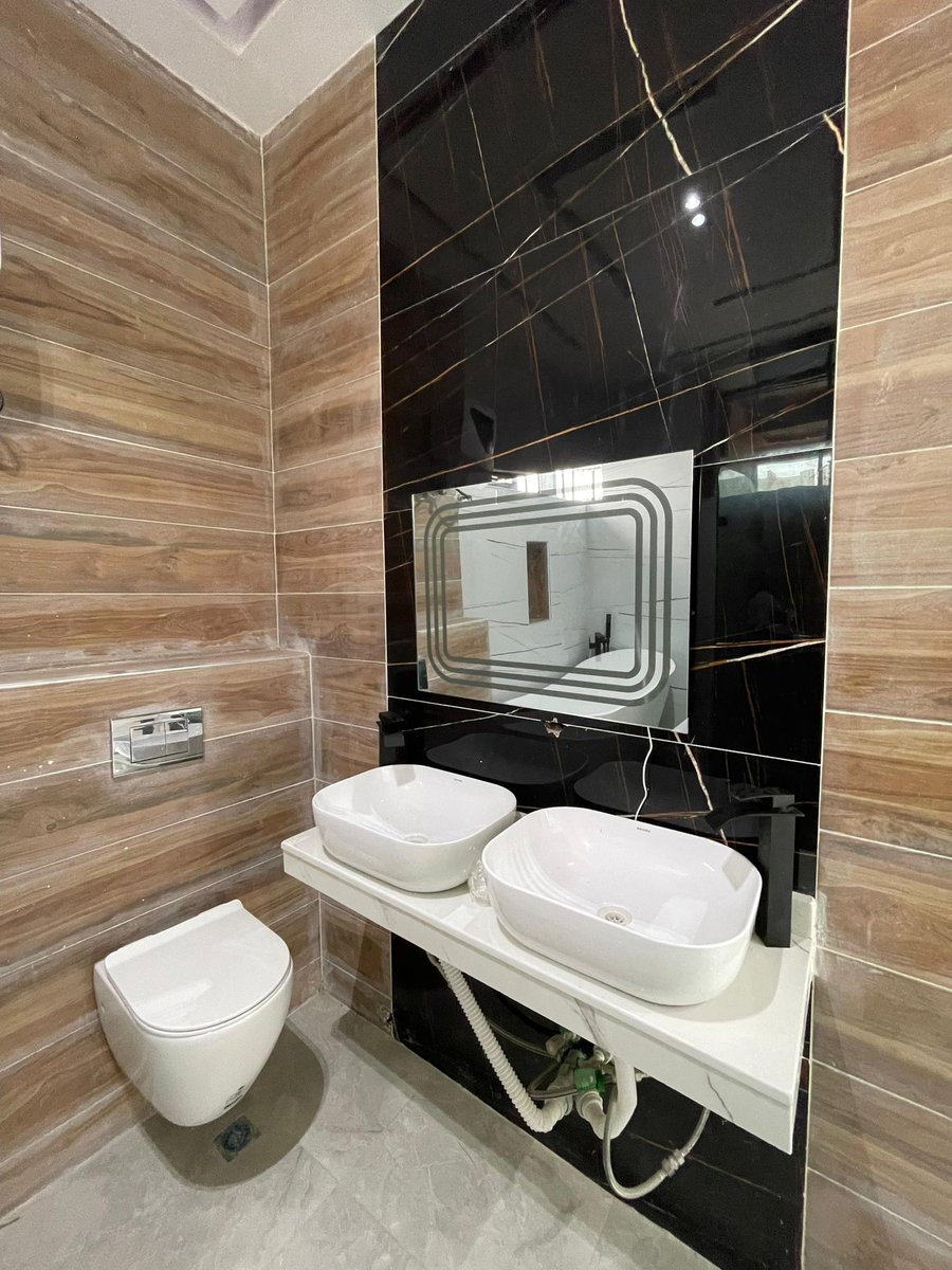 5BEDROOM FULLY DETACHED DUPLEX FOR SALE

📍Location:CHEVRON LEKKI LAGOS 🇳🇬
📌Price: 300M

For physical viewing and more information, please contact CitymartNG on:
Tel: +234903905552