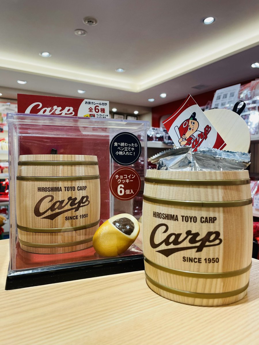 [新品未使用]キーヤンのウマの額縁 トートバッグ ステッカー おまけ 広島東洋カープ 樽入りチョコインクッキー」入荷しました 食べ終わっ