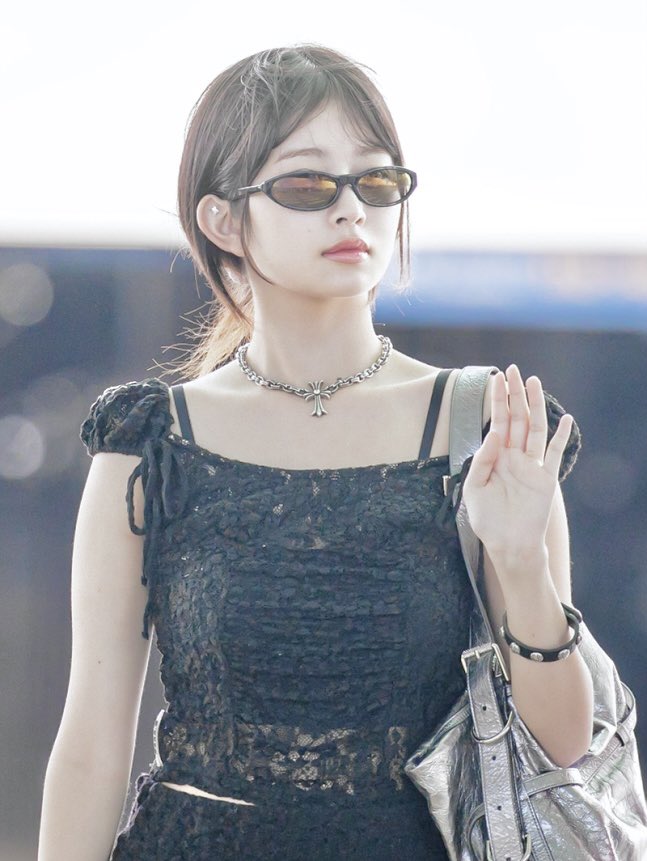 레이 ✿ tweet media