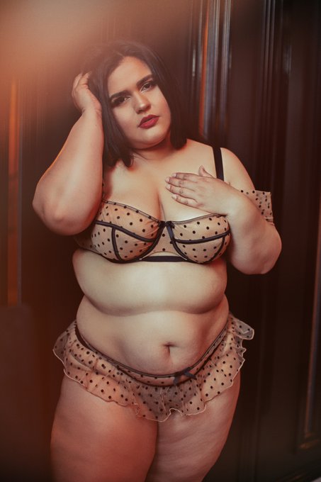 New content everyday on https://t.co/TuyErCOaNM https://t.co/fpp9QGbC2q