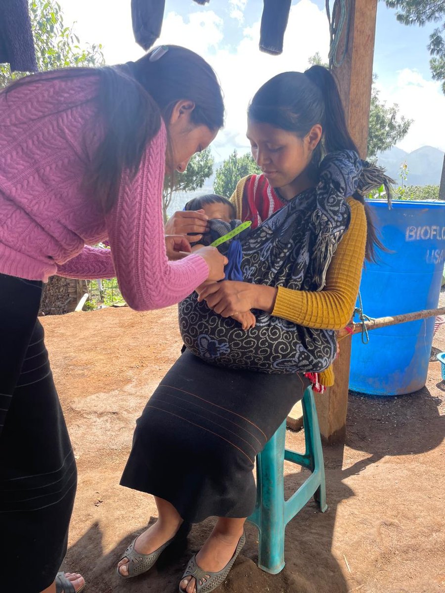 Do you imagine a world where every child enjoys good health? 👧🏾👦🏾❤️ We are committed to making this dream a reality
We work in rural communities in #Guatemala providing health counseling to families and evaluating the #nutritional status of girls and boys to prevent #malnutrition