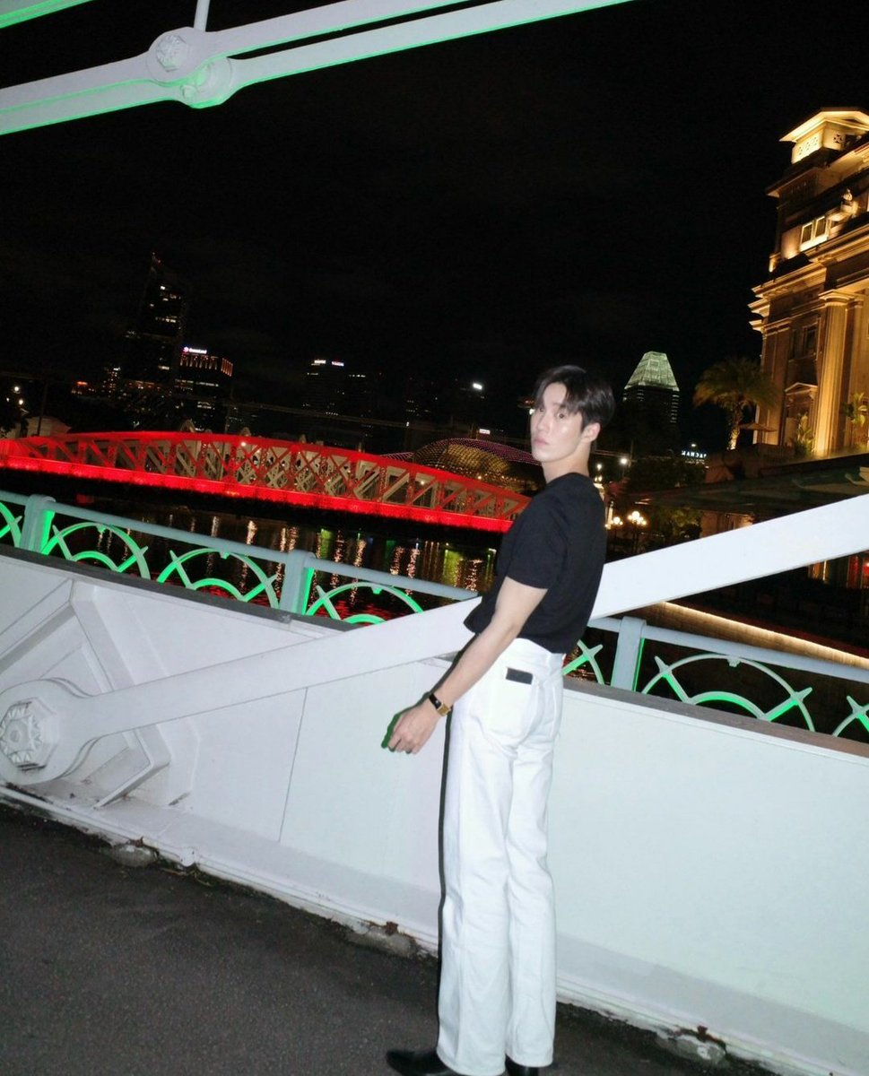 Tor_niran's tweet image. 📸🌉🫶🏻🩷
@LeeThanapob 
#thanapob_lee